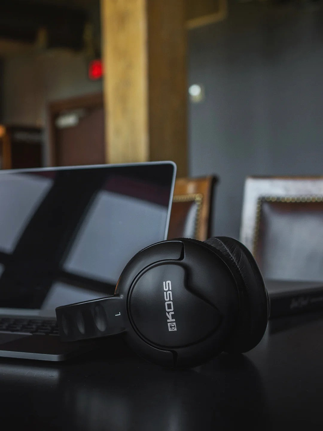 Koss Headphones UR20 DJ Style Over-Ear