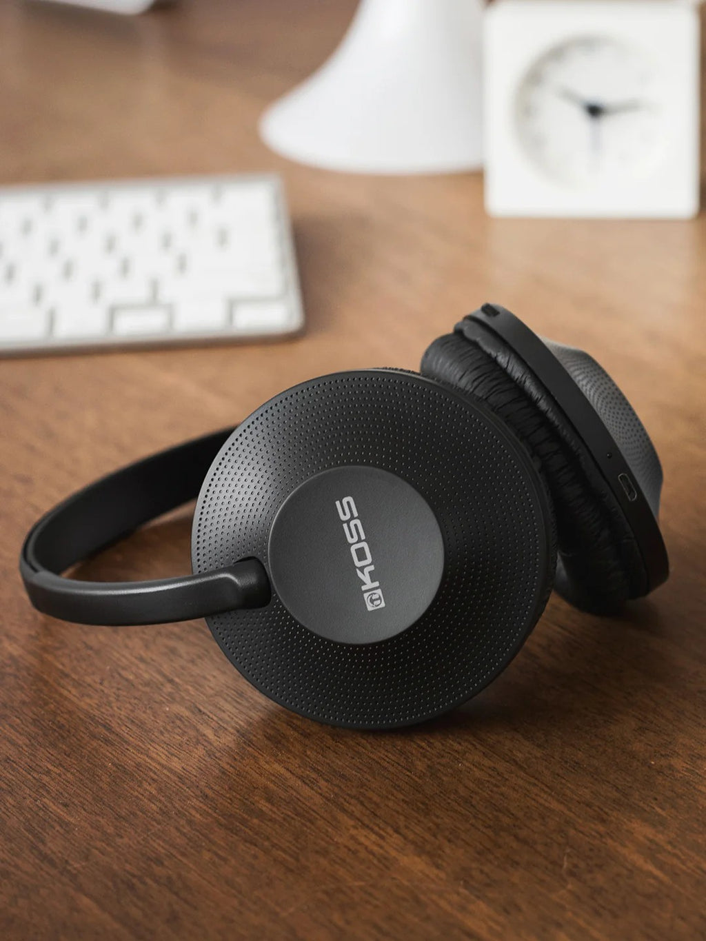 Koss Headphones KPH8w On-Ear White