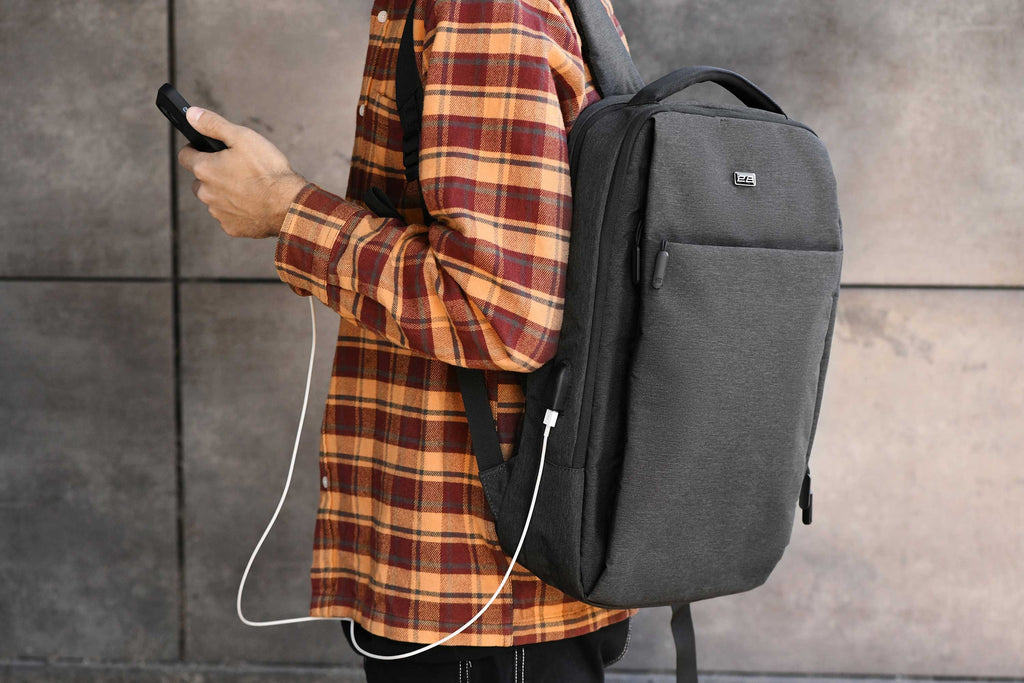 2E Backpack, Melange 16", Black