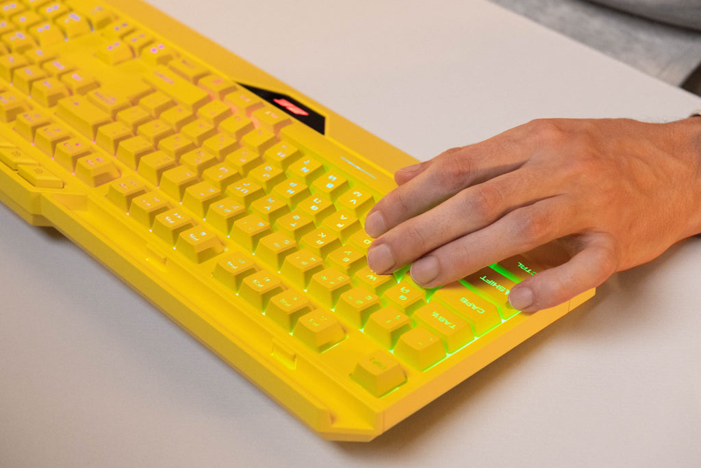2E GAMING Membrane keyboard KG390 100key, USB-A/WL/BT, EN/UA, RGB, black