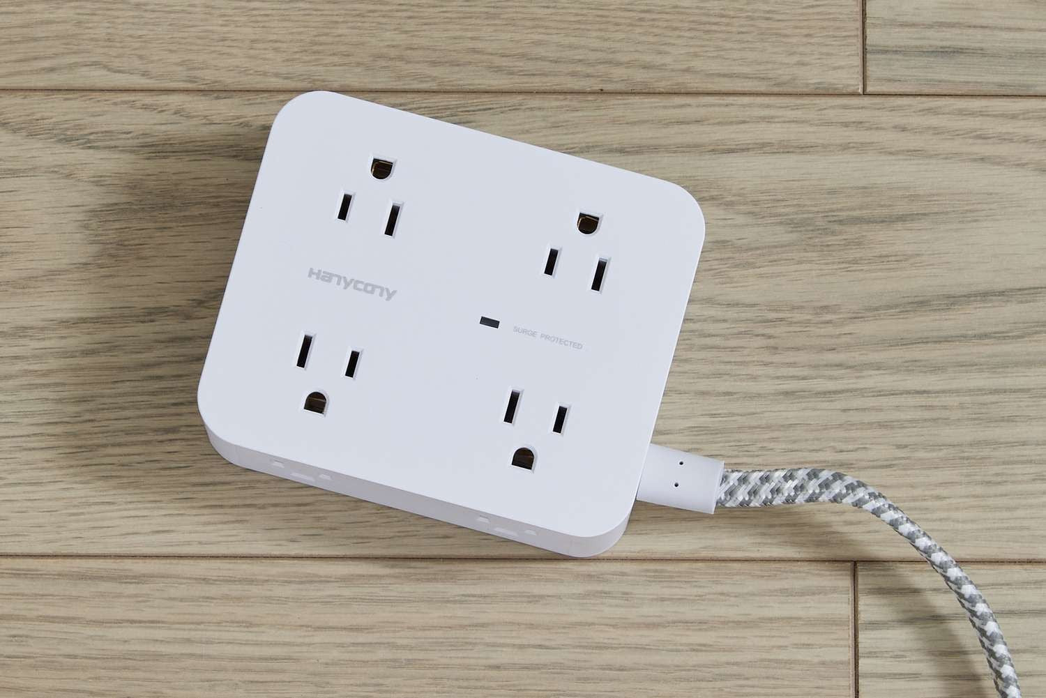 2Е Power strip with surge protector 5xType F, 3x1.5mm2, 16A, 3xUSB-A, 2m, white