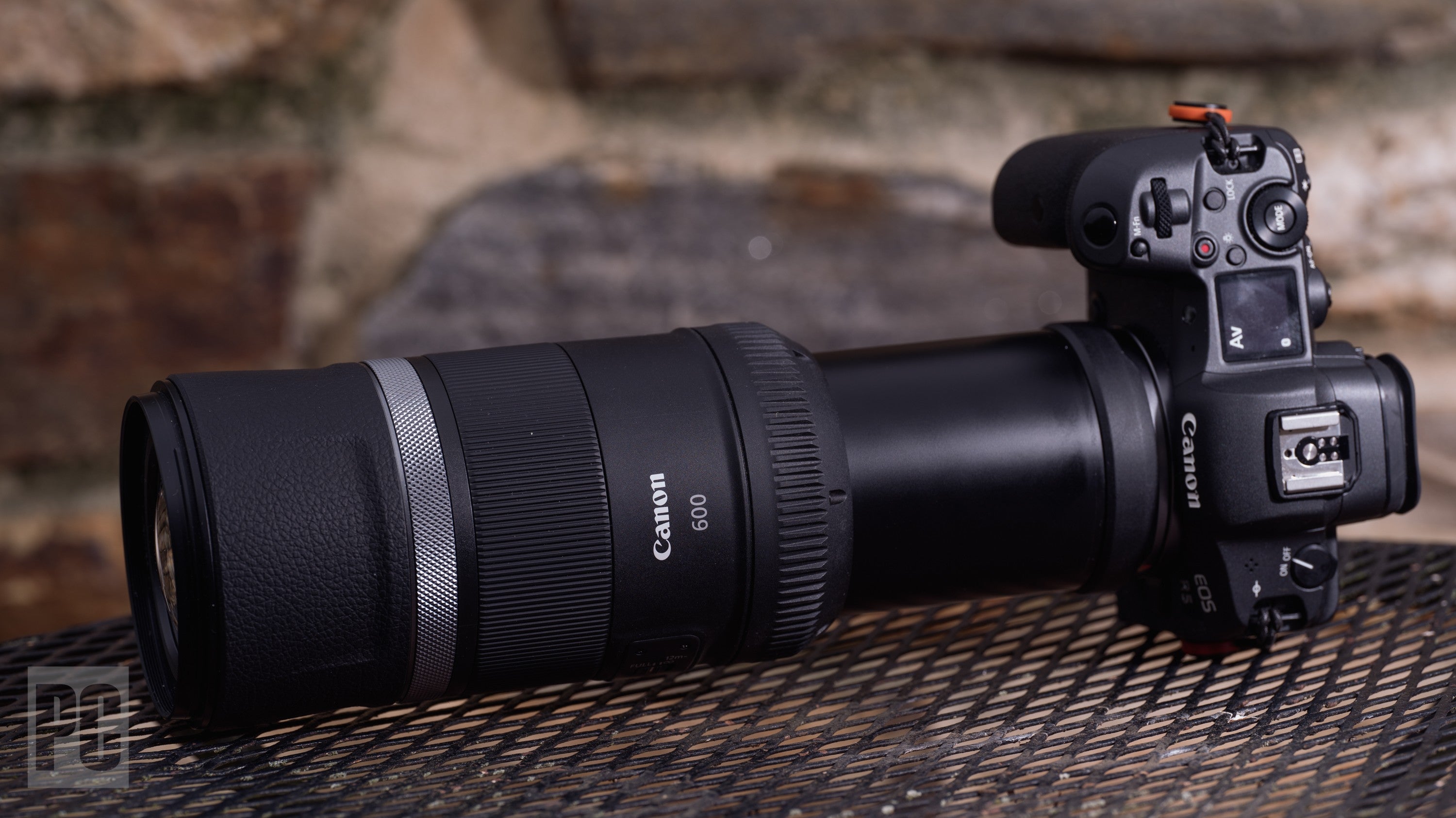 Canon RF LENS RF 600MM F11 IS STM