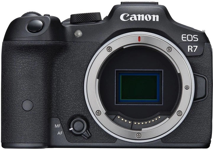Canon EOS R7 18-150 camera