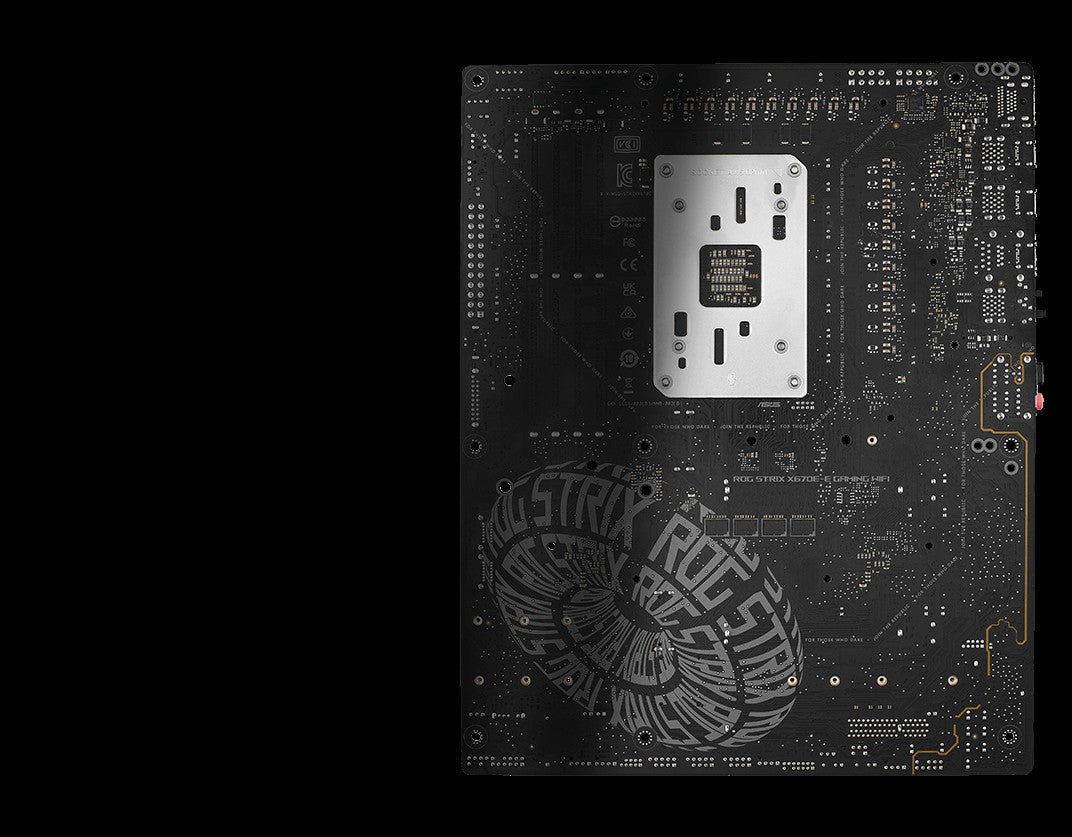 ASUS Motherboard ROG STRIX X670E-E GAMING WIFI sAM5 X670 4xDDR5 M.2 HDMI DP WiFi BT ATX