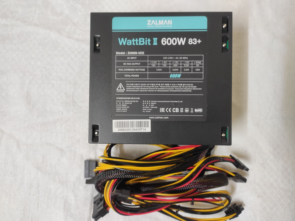 Zalman PSU Wattbit II (600W), 83%, 120mm, 1xMB 24pin(20+4), 1xCPU 8pin(4+4), 3xMolex, 4xSATA, 2xPCIe 8pin(6+2)