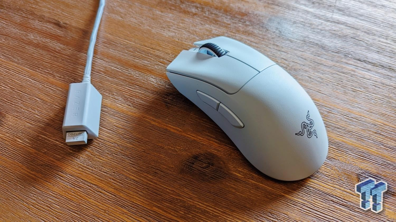 Razer Mouse DeathAdder V4 Pro Gen-2, RGB, USB-A/WL/BT, white