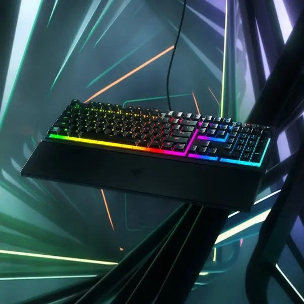 Razer Keyboard mechanical Ornata V3 104key, Mecha-Membrane Switch, USB-A, EN/RU, RGB, black